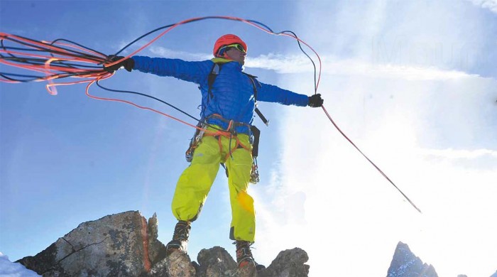 l-himaklaya_tenue-vestimentaires_alpinisme-700x390